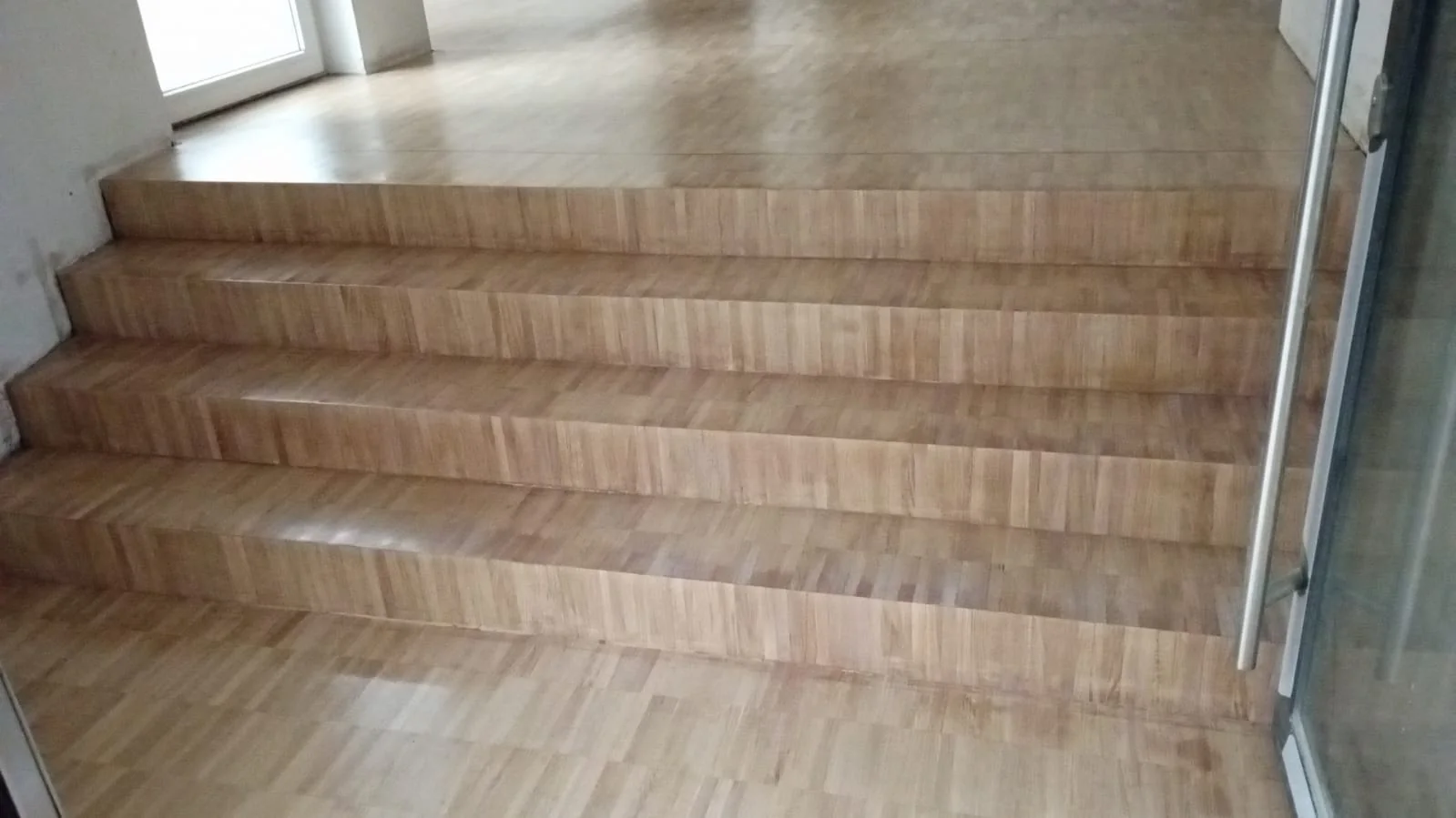 Holzstufen im Detail