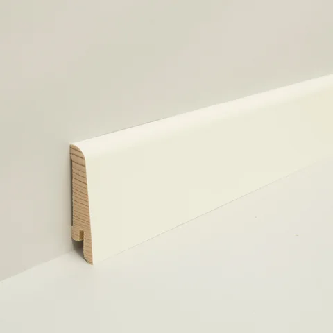 Sockelleiste furniert Weiß · abgerundet 15 × 60 mm