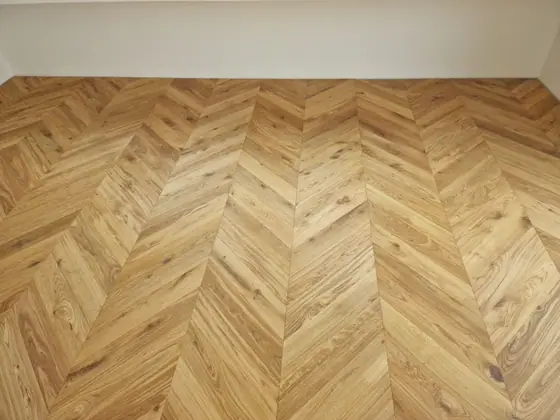 Chevron im Gesamtbild