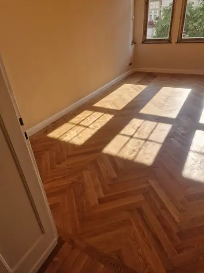 Fensterlicht auf dem Boden
