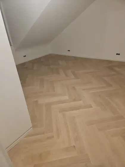 Raum unter der Dachschräge
