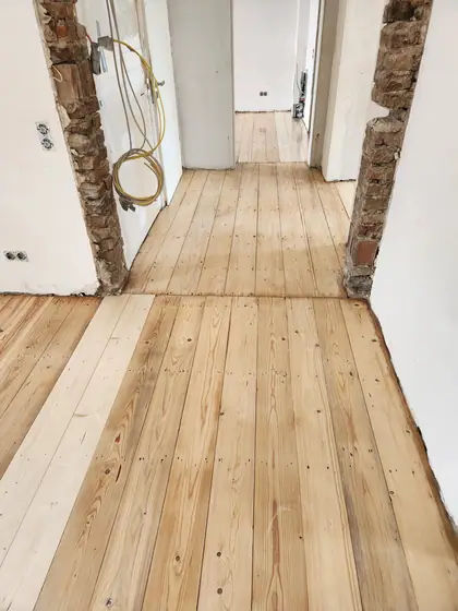 Blick durch die geschliffenen Räume