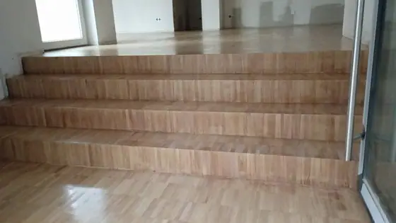 Stufen im Wohnraum